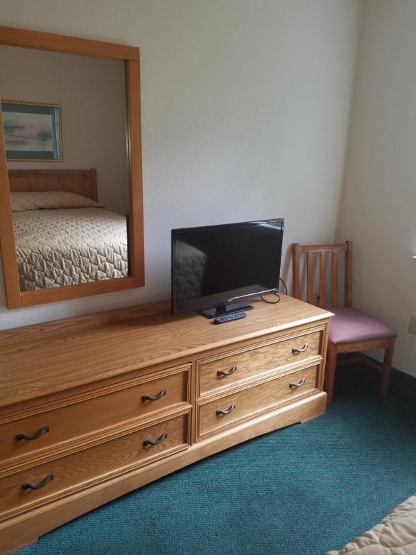 One-Bedroom Suite image 1