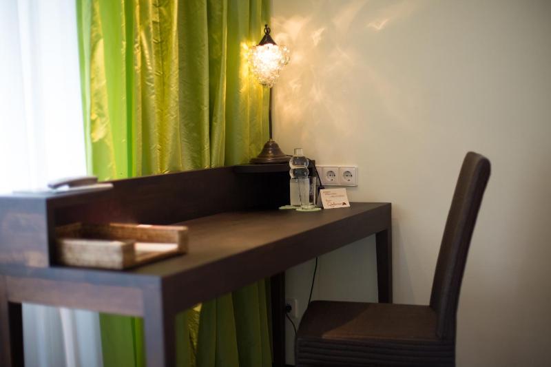Superior Double Room image 4