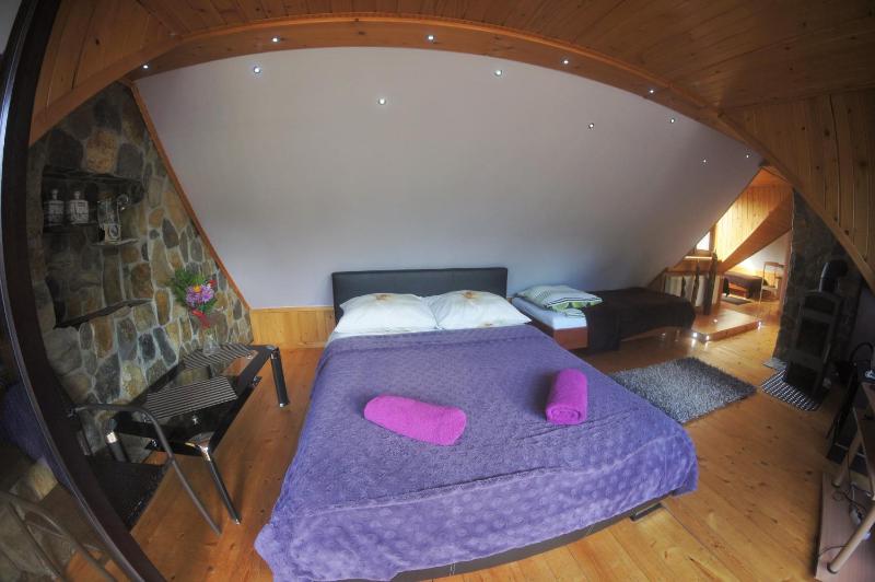 Apartment with Mountain View image 4