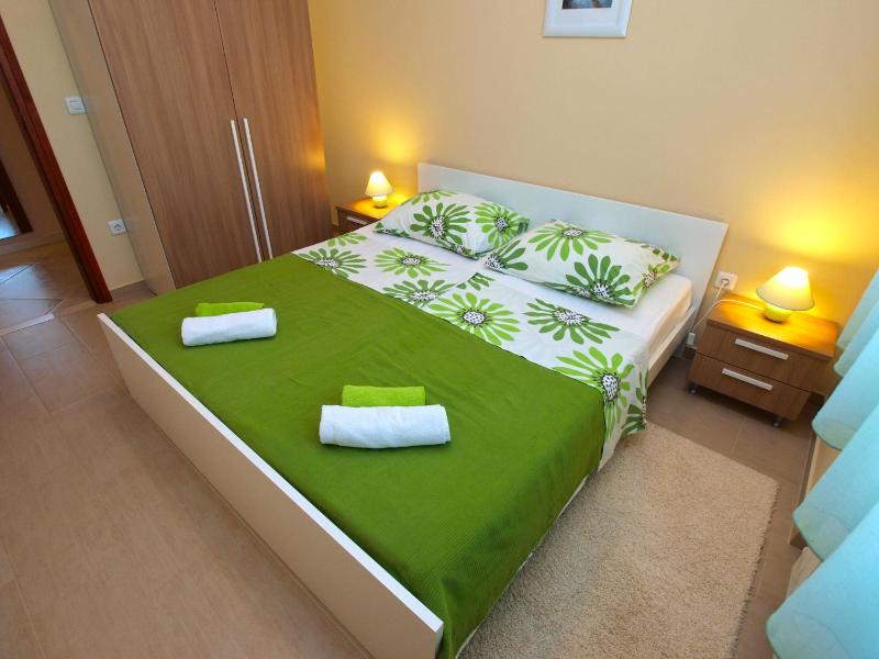 Apartment image 3