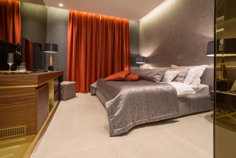 Superior Double Room image 2