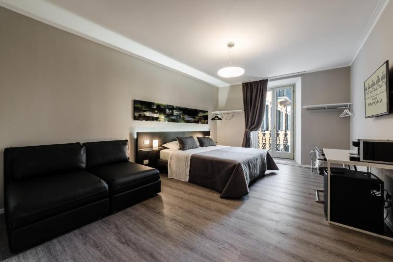 Superior Quadruple Room With Balcony image 4