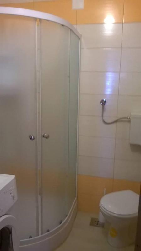 One-Bedroom Apartment with Sea View image 3
