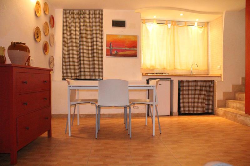 One-Bedroom Apartment image 4