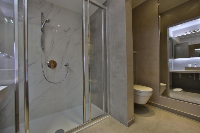 Aber Apartment - image 6