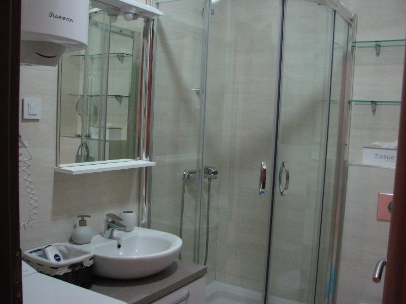 Apartment B&S - image 3