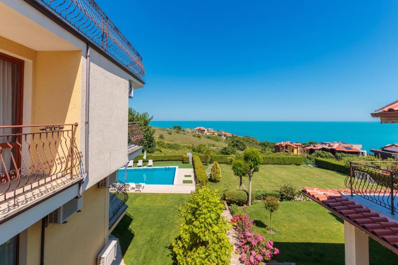 Via Pontica 123 Guest Apartments - image 15