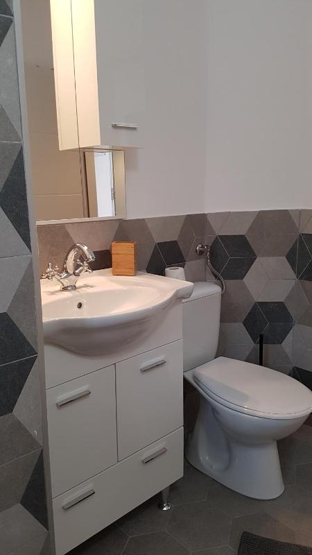 Deluxe Apartment image 2