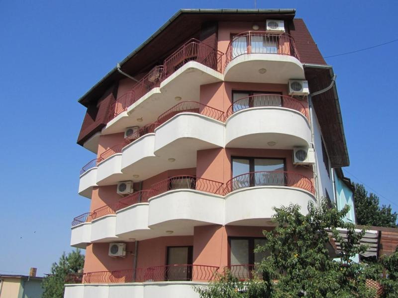 House Sofia - image 15