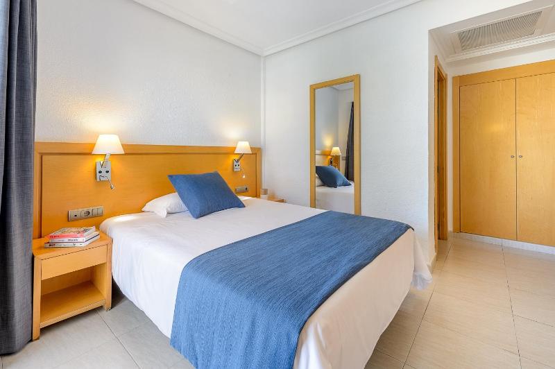 Single Room image 3