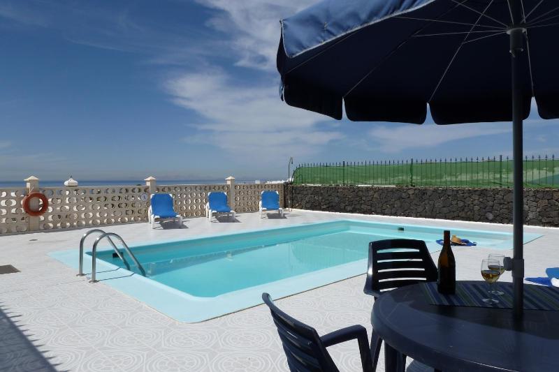 Three-Bedroom Villa image 3
