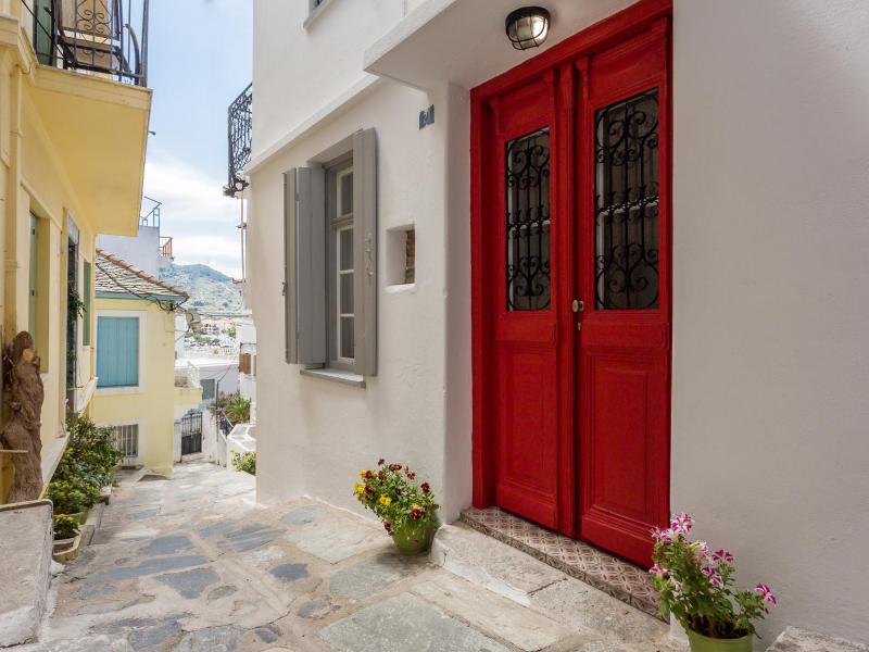 Evagelia's deluxe villa-Jacuzzi in Skopelos center - image 37