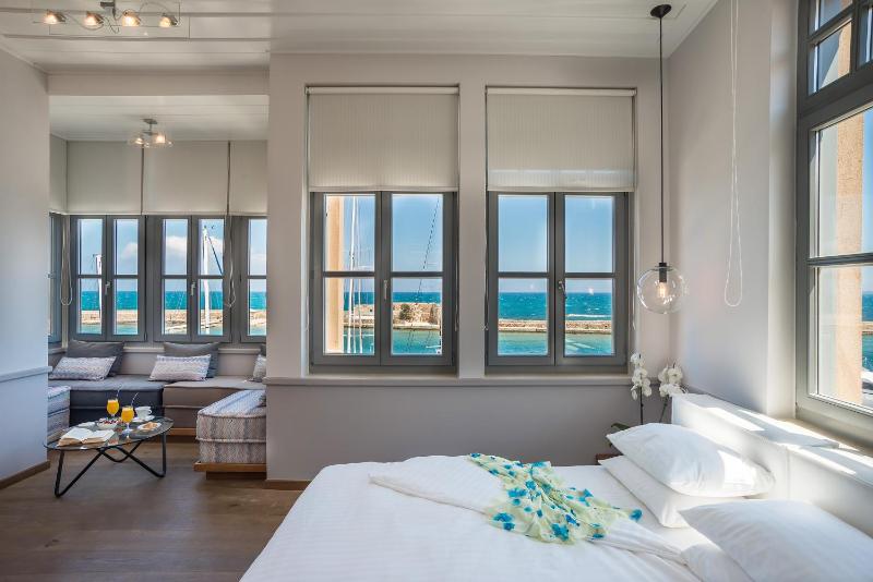 Deluxe Junior Suite with Sea View image 1