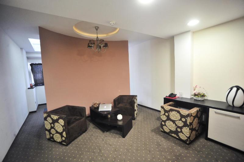 Suite with Spa Bath image 3