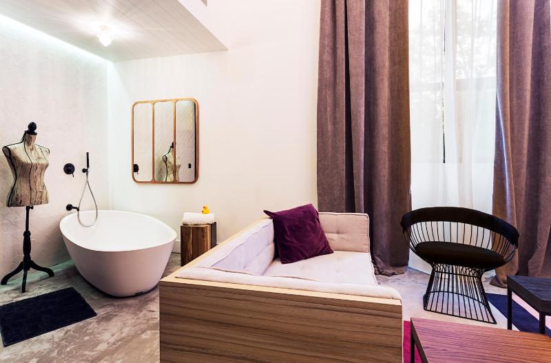 Premium Double or Twin Room image 4