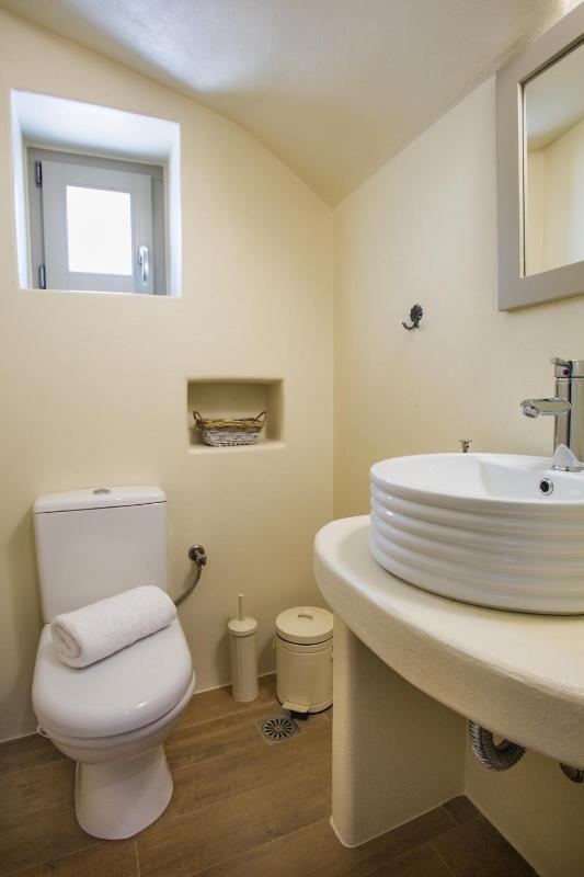 Natura Villas Paros - image 31