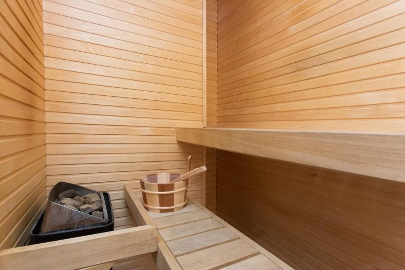 Apartment with Sauna image 3