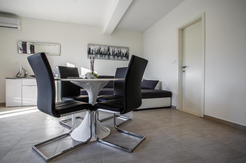 Luxury apartments Budimir - image 46