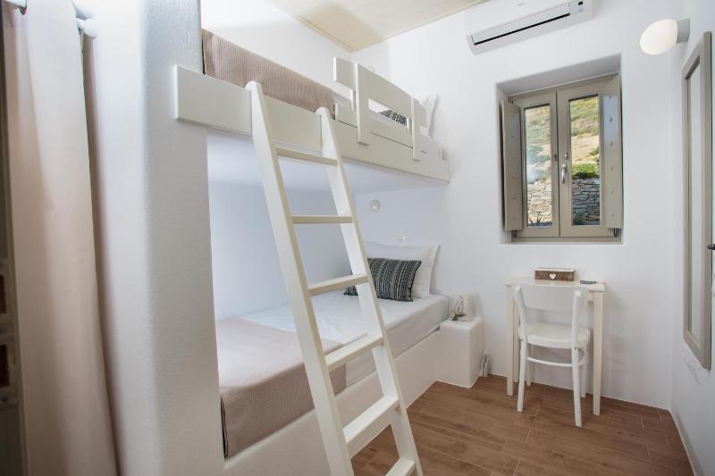 Natura Villas Paros - image 21