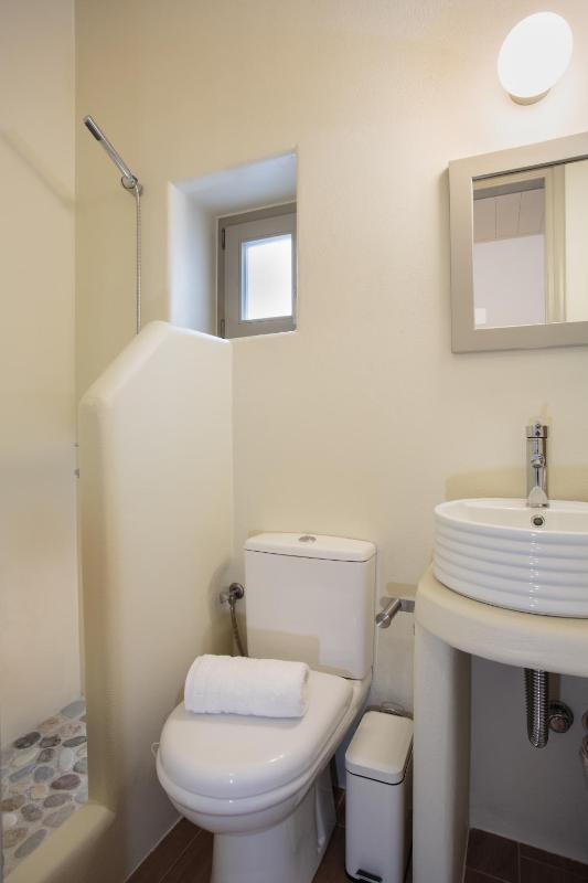 Natura Villas Paros - image 9