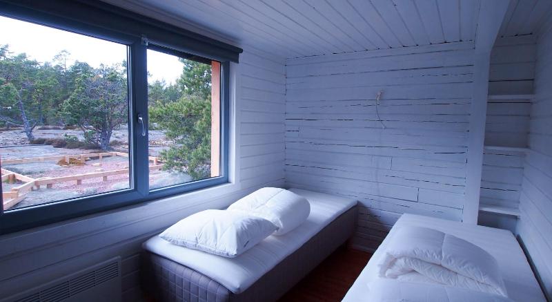 Two-Bedroom House image 2