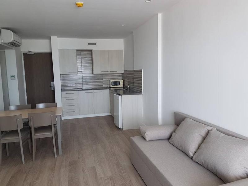Family Room with Sea View image 1