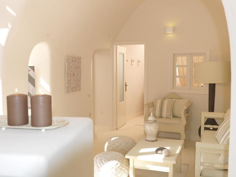 OIA UNIQUE HOMES by K&K - image 3
