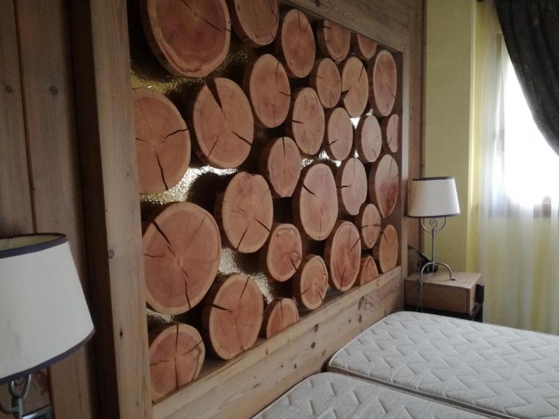 Double Room image 4