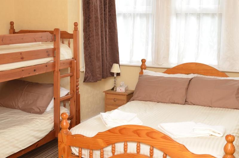 Family Premier En-suite  image 2