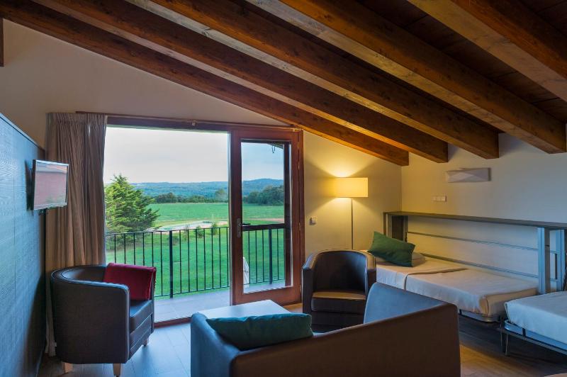 Studio - In The Masia image 2