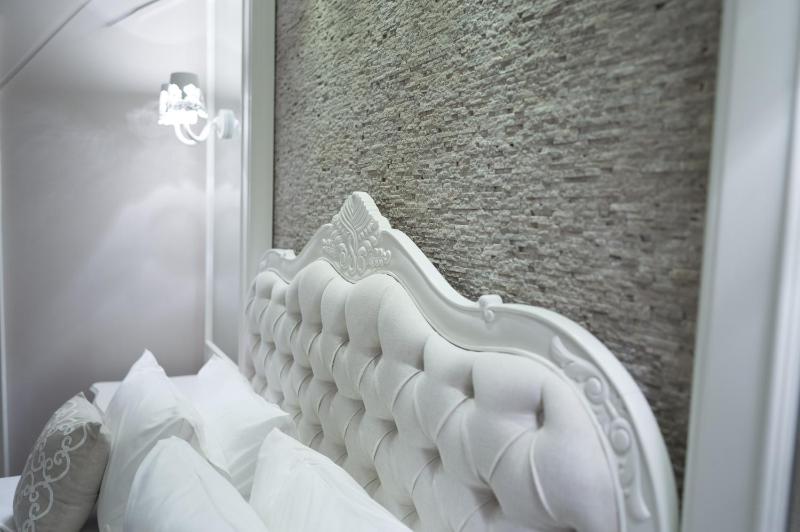 Standard Double Room image 1