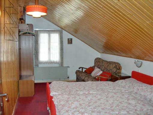 Four-Bedroom Apartment image 4