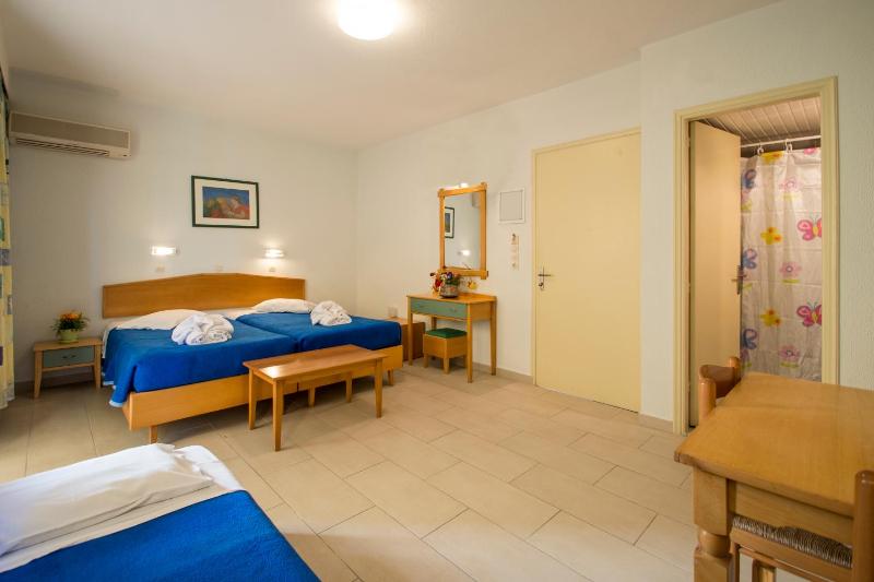 Erato Studios & Apartments - image 15