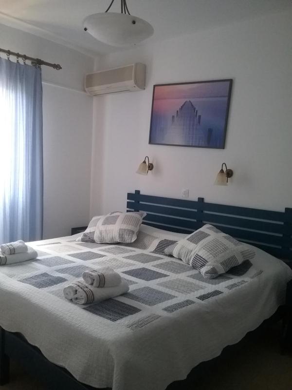 Twin Room image 3