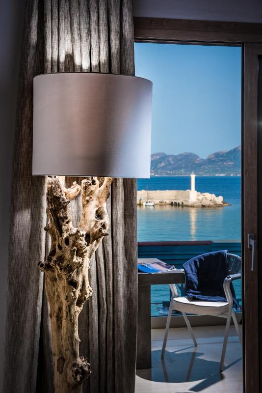 Cosmopolis Crete Suites - image 25