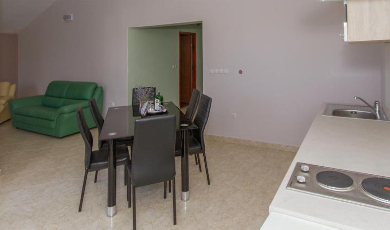 Apartment Jadranka - image 7