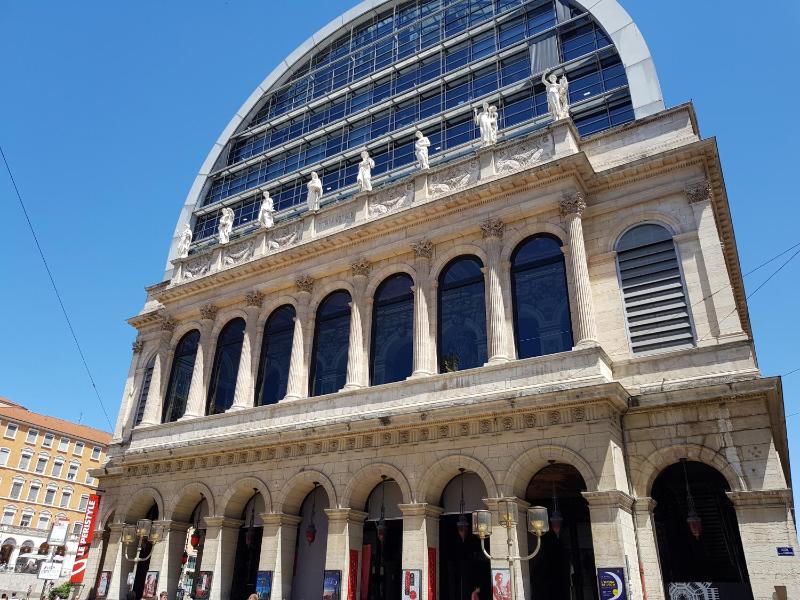 Loge de L'Opera Chambres d'Hôtes - image 5