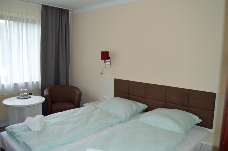 Deluxe Double Room image 4