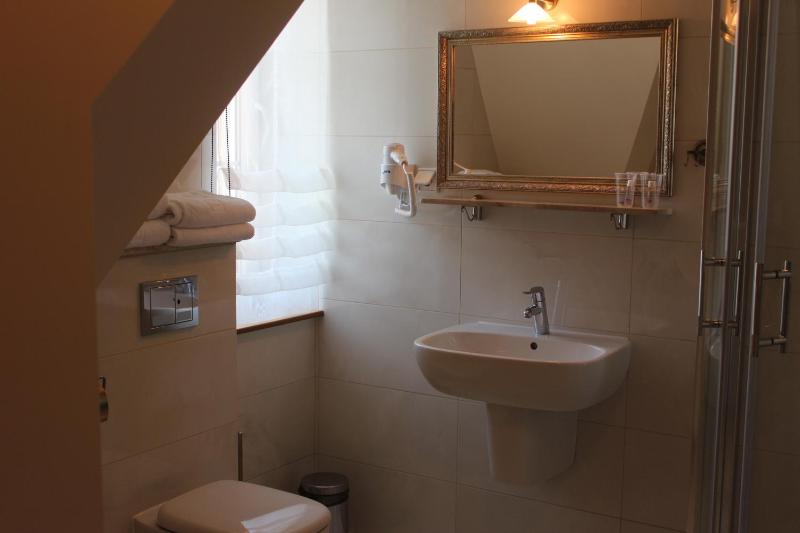 Apartment image 3
