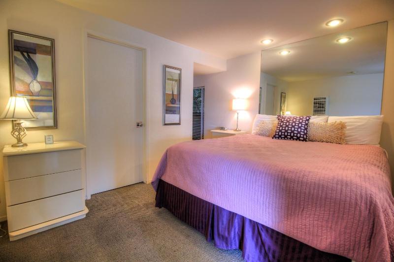 101 Manhattan image 4