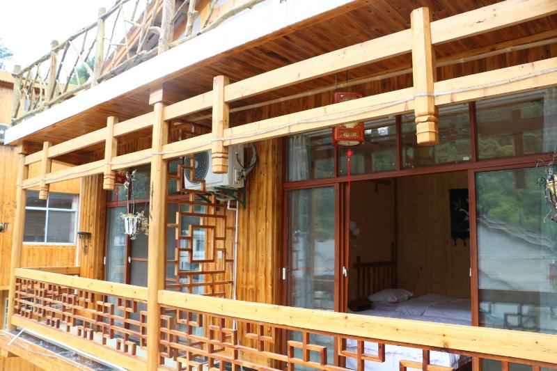One step to heaven inn-National forest Park-English Service-Free Tour-Itinerary Planning-Reverse Route Sightseeing with Almost No Queues - image 2