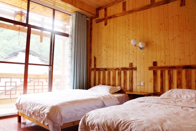 One step to heaven inn-National forest Park-English Service-Free Tour-Itinerary Planning-Reverse Route Sightseeing with Almost No Queues - image 11