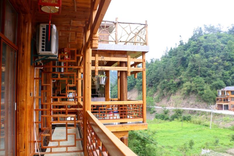 One step to heaven inn-National forest Park-English Service-Free Tour-Itinerary Planning-Reverse Route Sightseeing with Almost No Queues - image 18