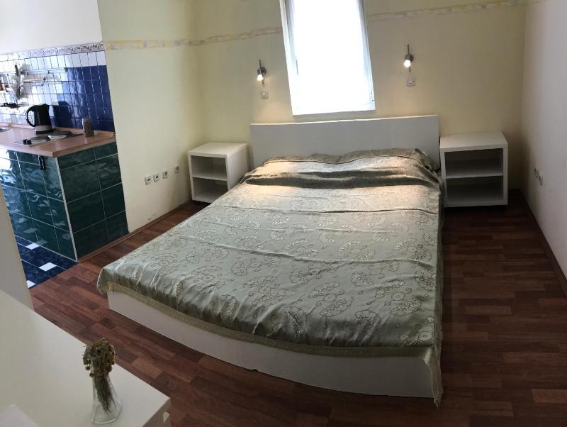 Comfort Studio with Balcony and Partial Sea View image 4