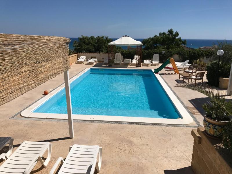 Holiday Home image 2