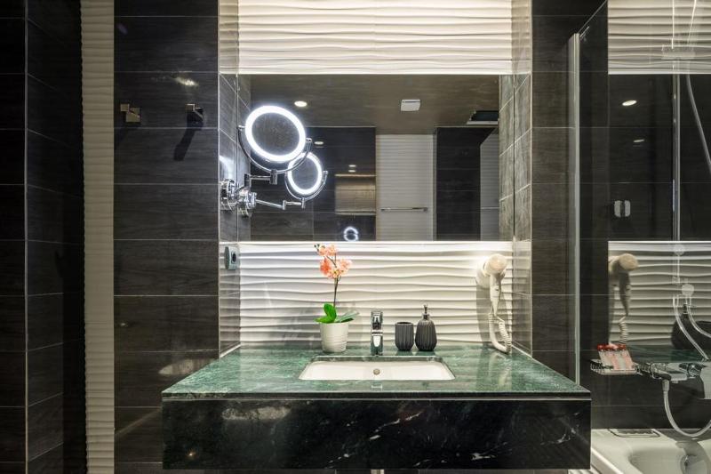 Superior Apartment image 4