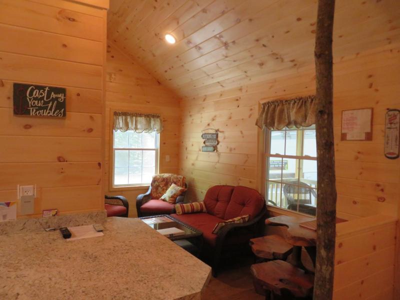 Bass Cabin - Pet Friendly image 1