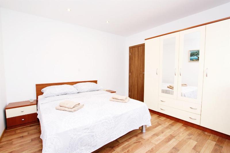 Apartment Anica - image 15