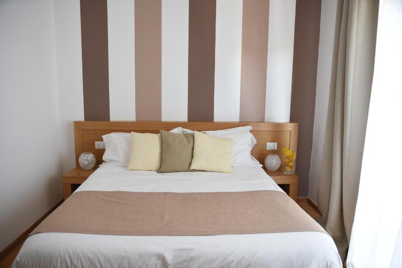 The Night Guest House - image 15