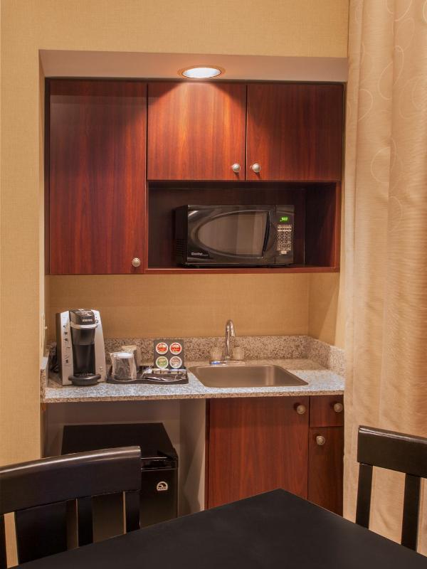 King Suite image 2